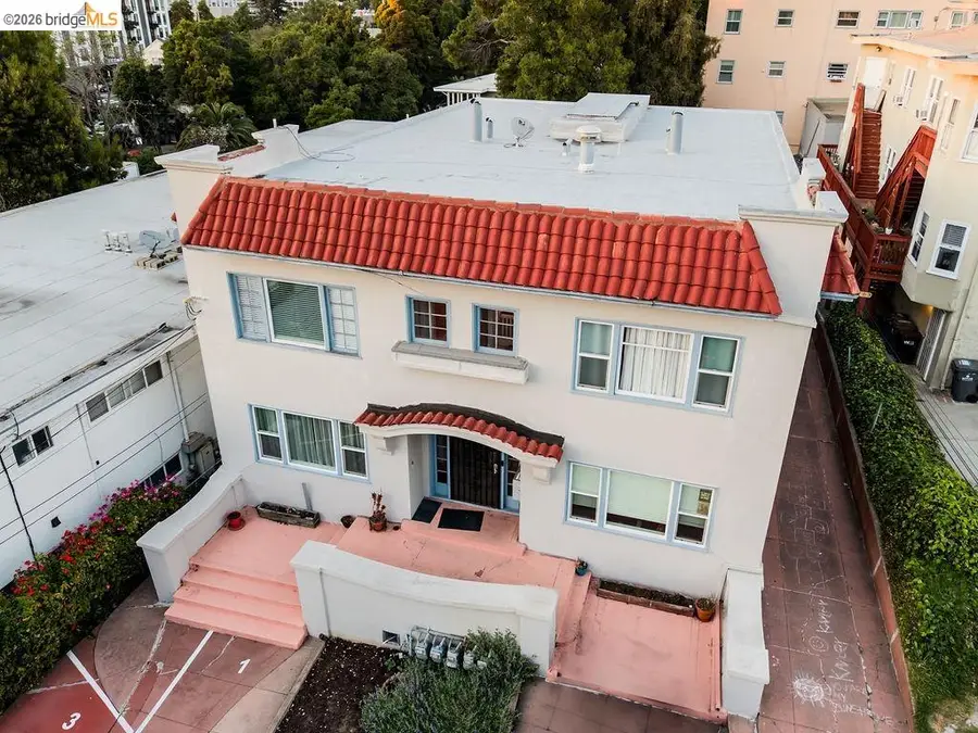 256 29th St, Oakland, CA 94611 - #2