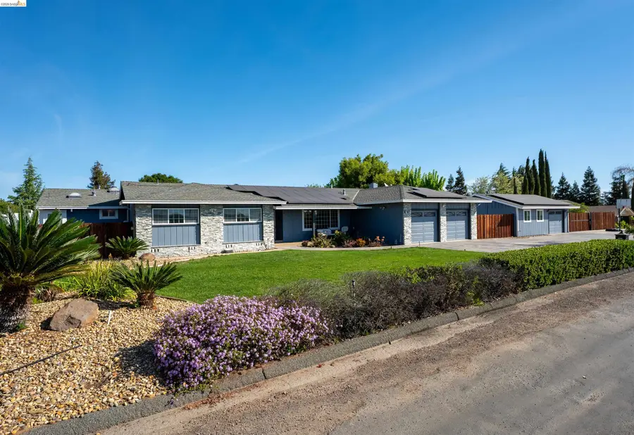 147 Loren Ln, Oakley, CA 94561 - #2