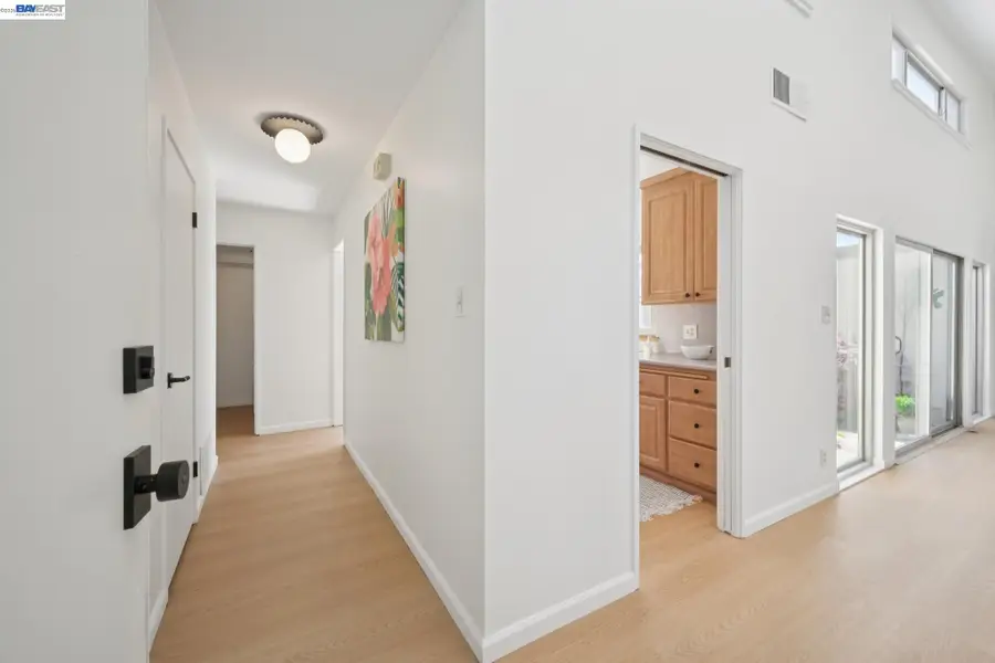3201 Phoenix Ln, Alameda, CA 94502 - #3