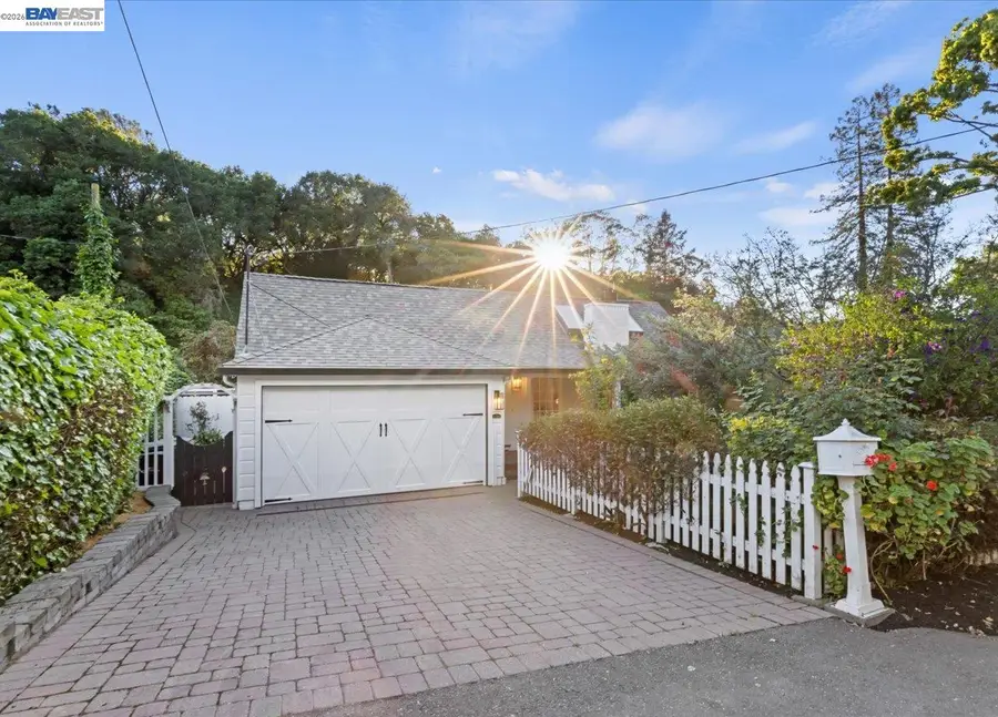 1731 Mountain Blvd, Oakland, CA 94611 - #2