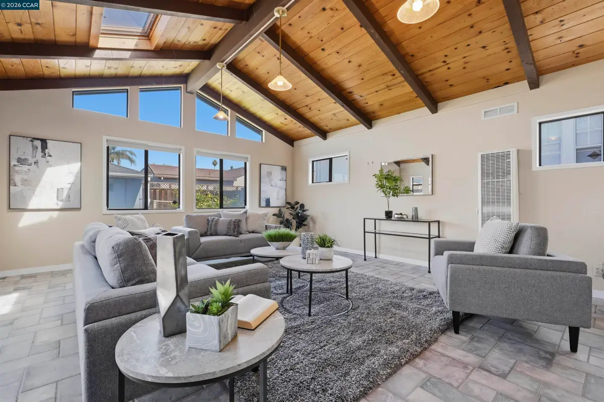 17930 Via Toledo, San Lorenzo, CA 94580 - #1