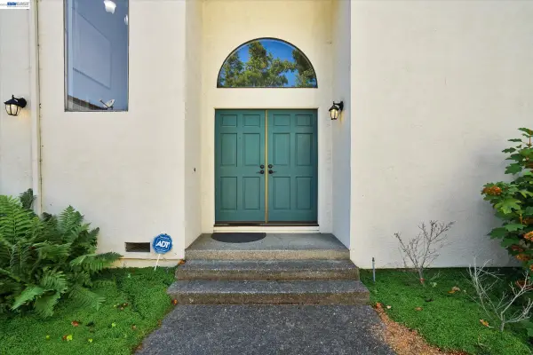 4374 Valley Ave #D1, Pleasanton, CA 94566