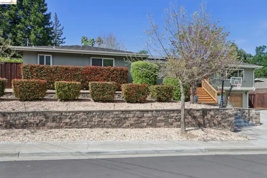 3744 Northridge Dr, Concord, CA 94518 - #3