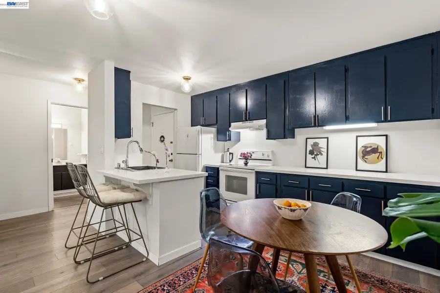 955 Shorepoint Ct #100, Alameda, CA 94501 - #3