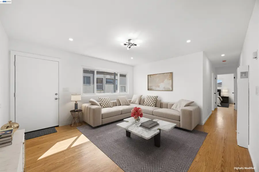 6628 Helen Ct, Oakland, CA 94608 - #2