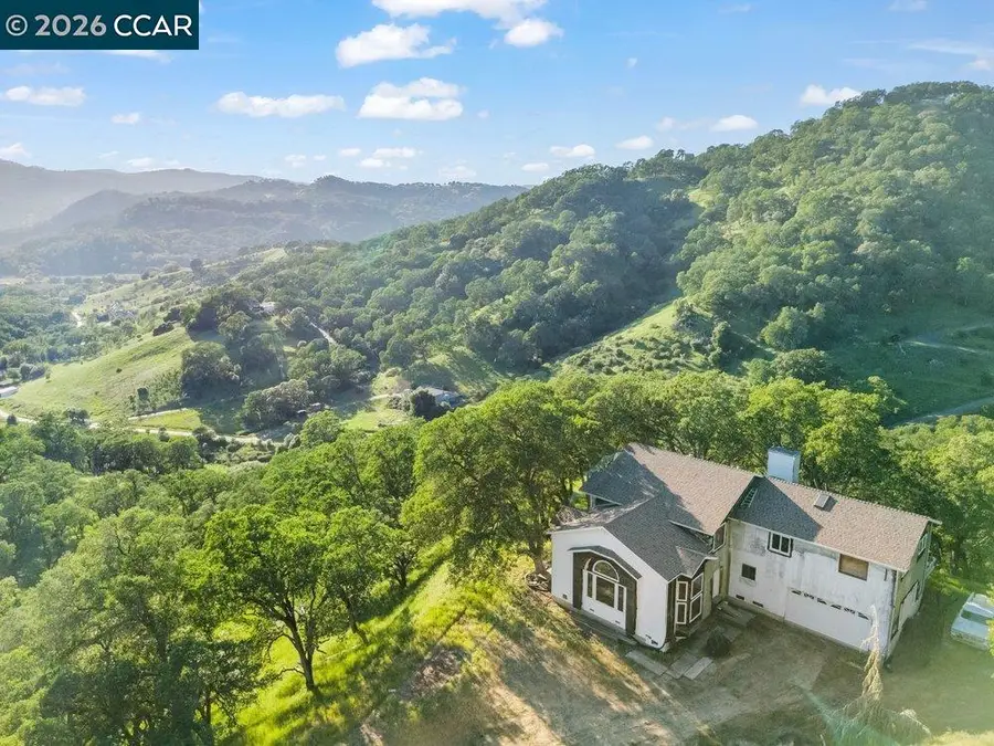 98 Oak Springs Dr, Napa, CA 94558 - #2