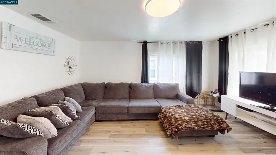 343 B W Williams Dr, Vallejo, CA 94590 - #2