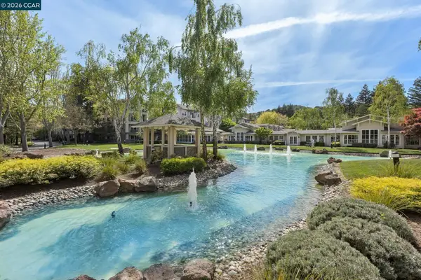 1840 Tice Creek #2217, Walnut Creek, CA 94595