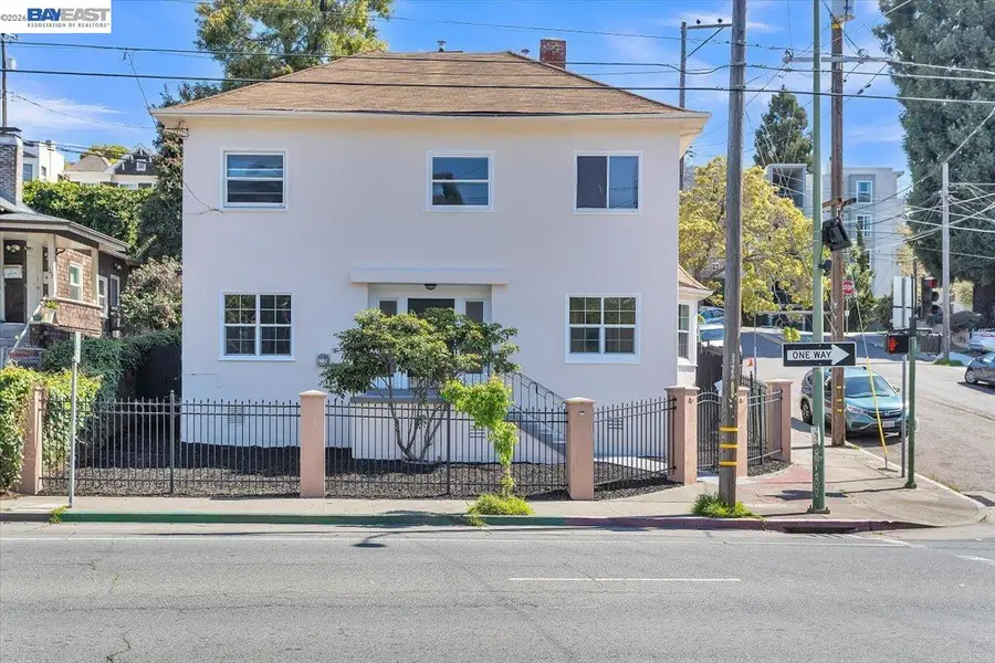 3300 Harrison St, Oakland, CA 94611 - #3