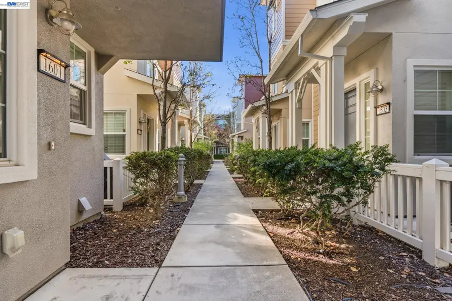 1503 Jetty Dr, Richmond, CA 94804 - #3