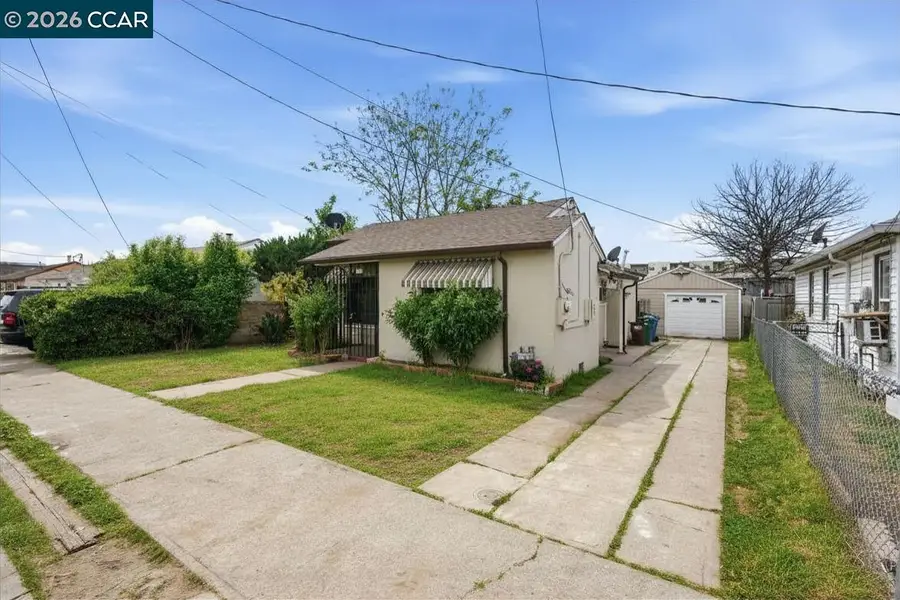 6719 Eastlawn St, Oakland, CA 94621 - #2