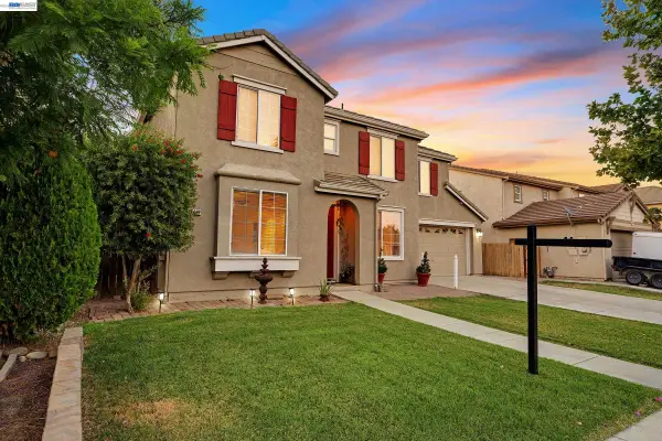 1419 Nubian St, Patterson, CA 95363