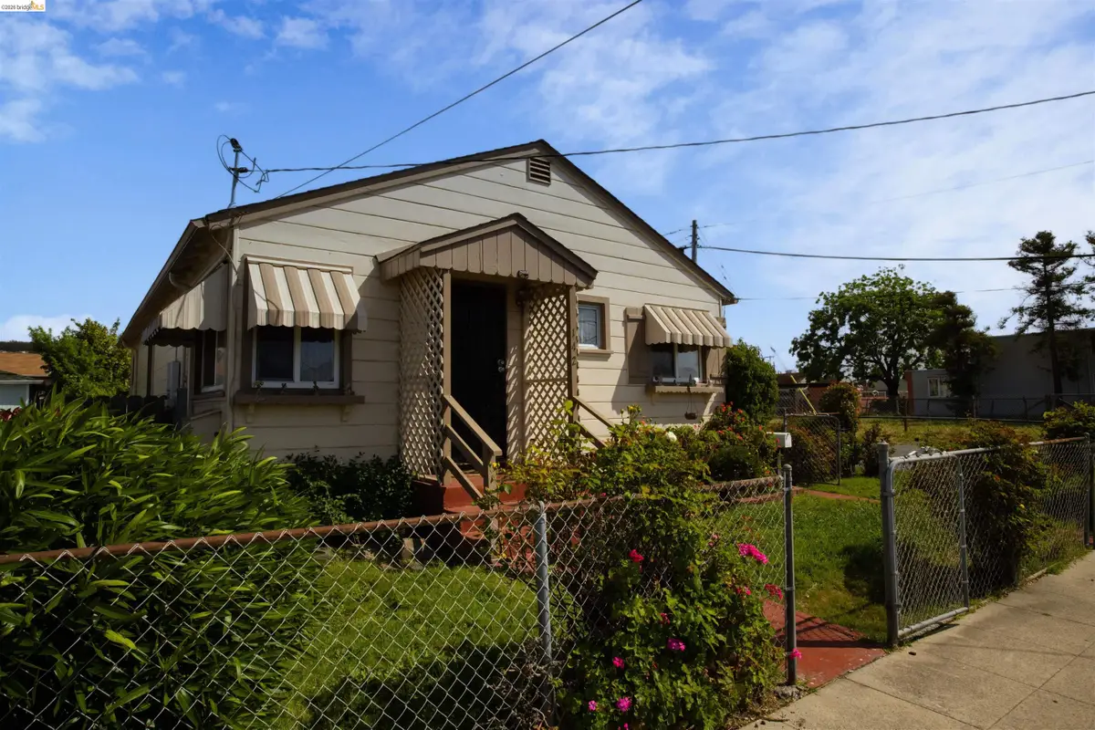 142 S 42nd Street, Richmond, CA 94804 - #1