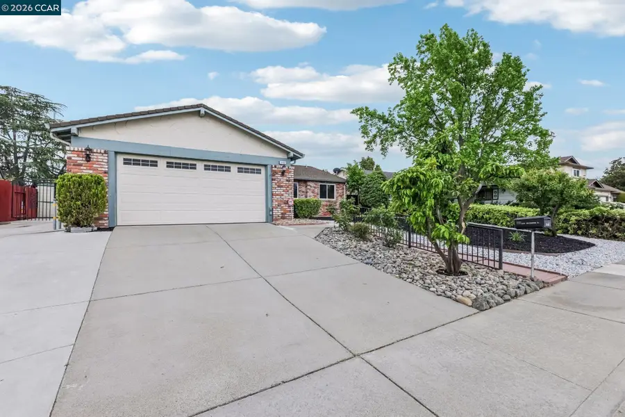 3162 Westbourne Dr, Antioch, CA 94509 - #2