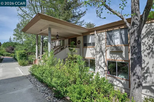 3410 Tice Creek #4, Walnut Creek, CA 94595