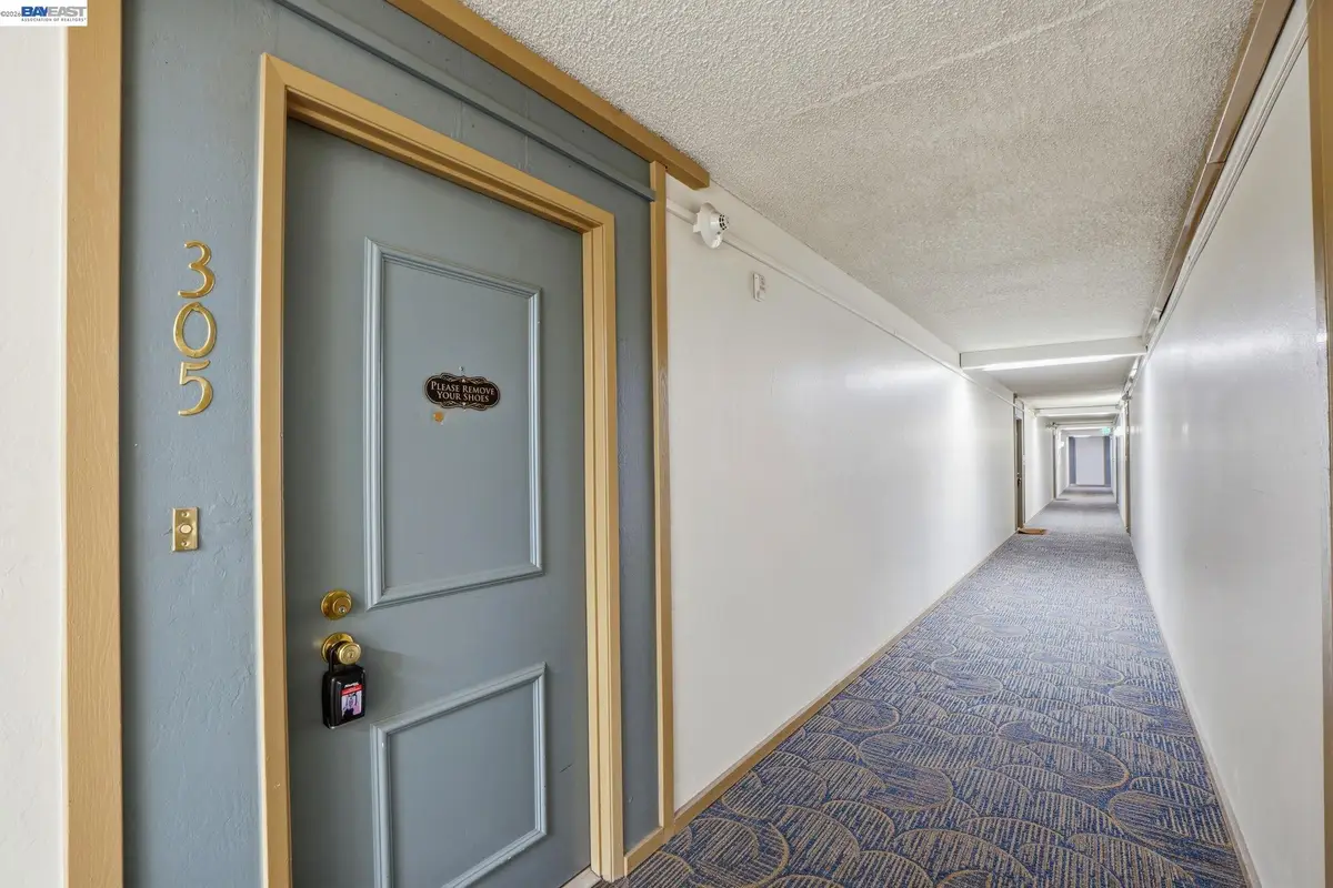 490 N Civic Dr #305, Walnut Creek, CA 94596 - #1
