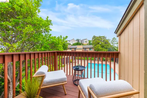 20111 W Ridge Ct #13, Castro Valley, CA 94546