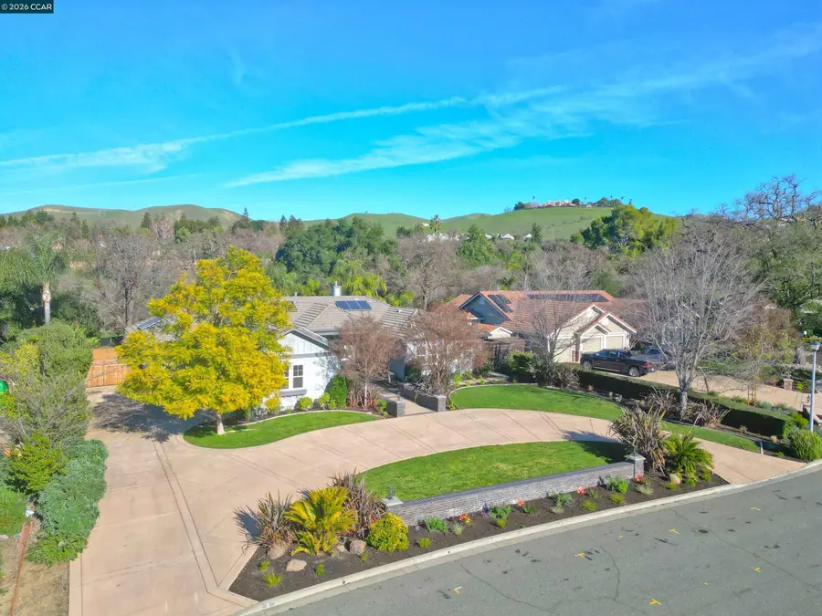 3 Rachel Ranch Ct, Clayton, CA 94517 - #2
