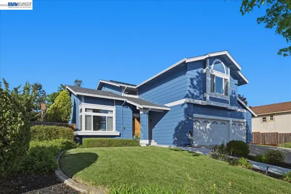 466 Crystalline Dr, Fremont, CA 94539