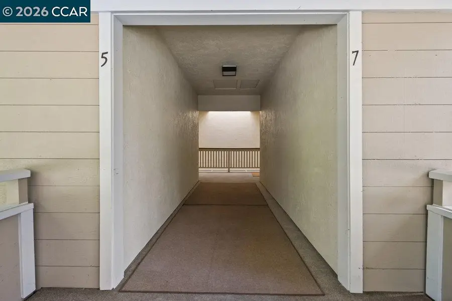 3341 Tice Creek Dr #5, Walnut Creek, CA 94595 - #2