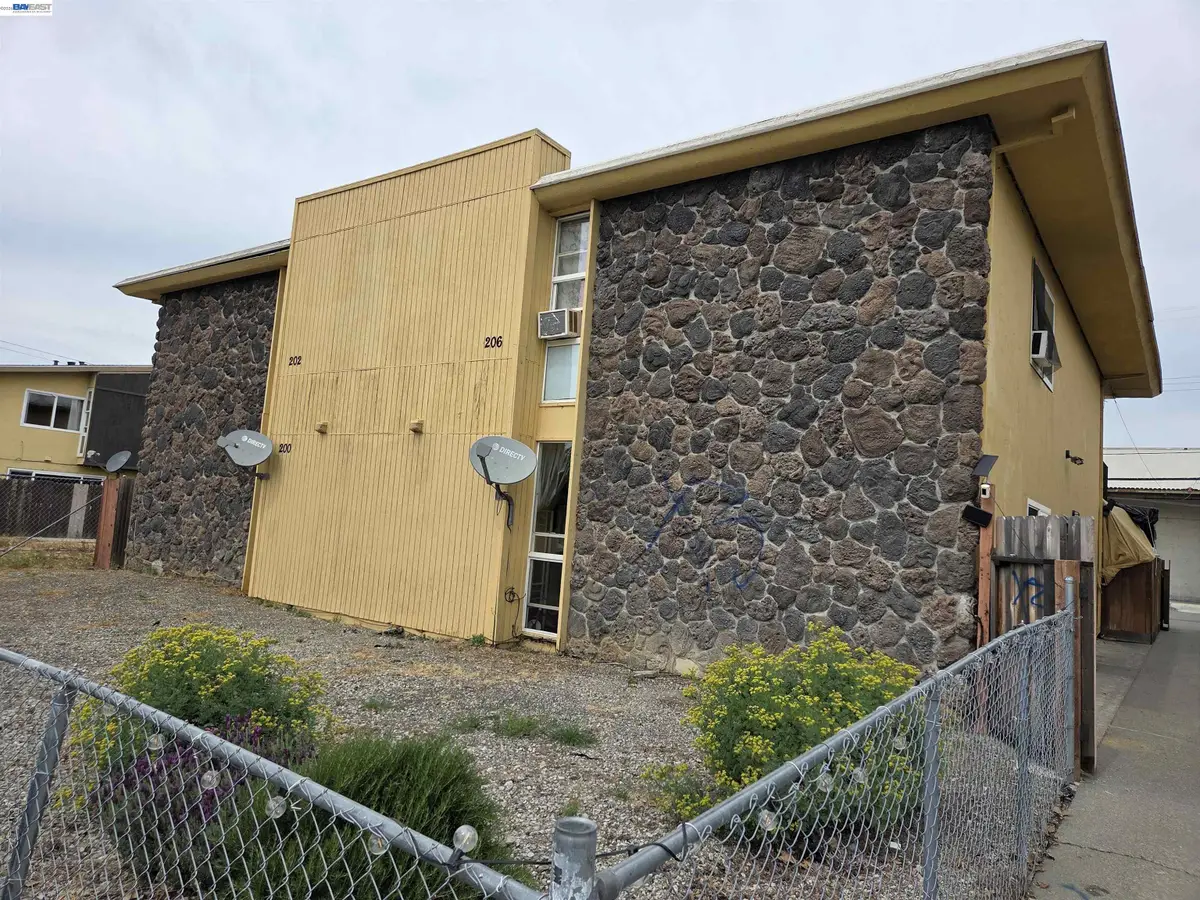 200 Westwood St, Vallejo, CA 94591 - #1