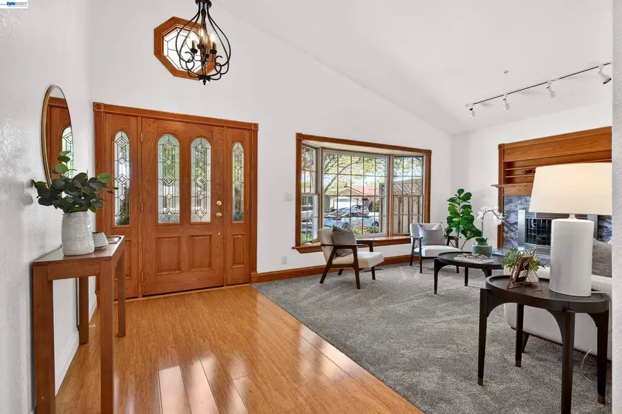 349 Ann Ct, Livermore, CA 94550 - #2