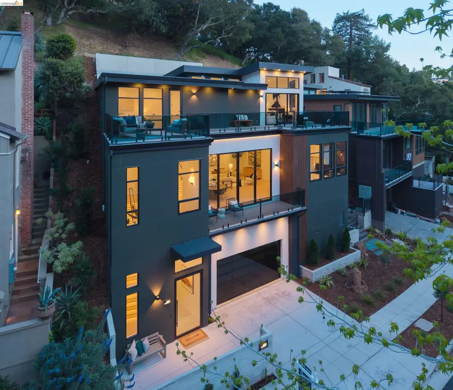 1675 Trestle Glen Rd, Oakland, CA 94610 - #2