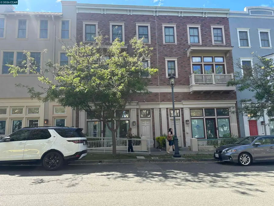 2144 Railroad Ave, Hercules, CA 94547 - #2