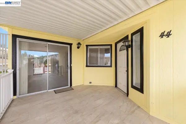 3263 Vineyard Ave. #44, Pleasanton, CA 94566