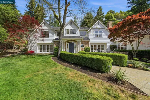 3 Honey Hill Ct, Orinda, CA 94563