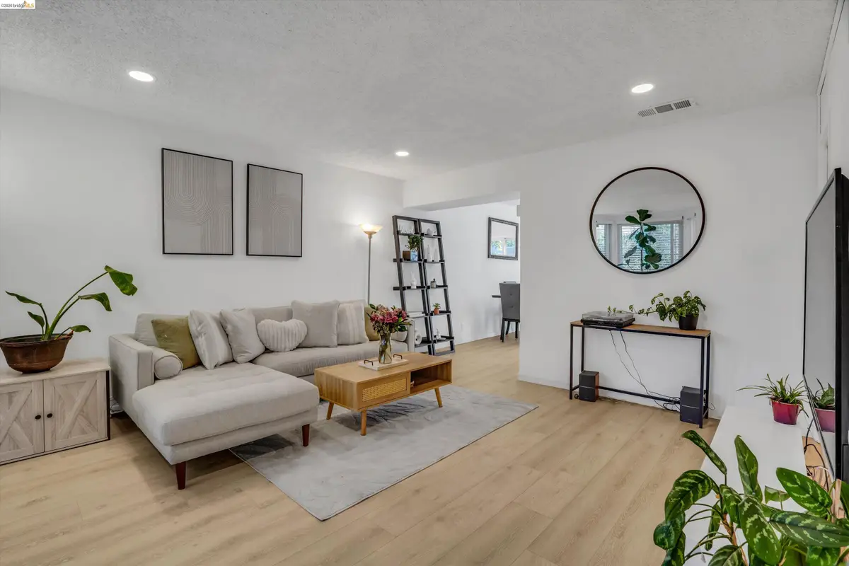 1260 Pine Creek Way #I, Concord, CA 94520 - #1