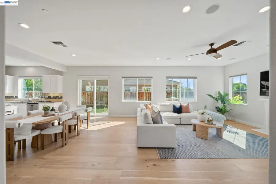 33454 Bronco Loop, Fremont, CA 94555 - #2