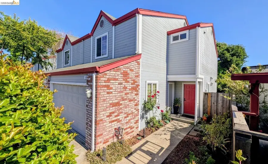 16 Town Sq Pl, Oakland, CA 94603 - #2