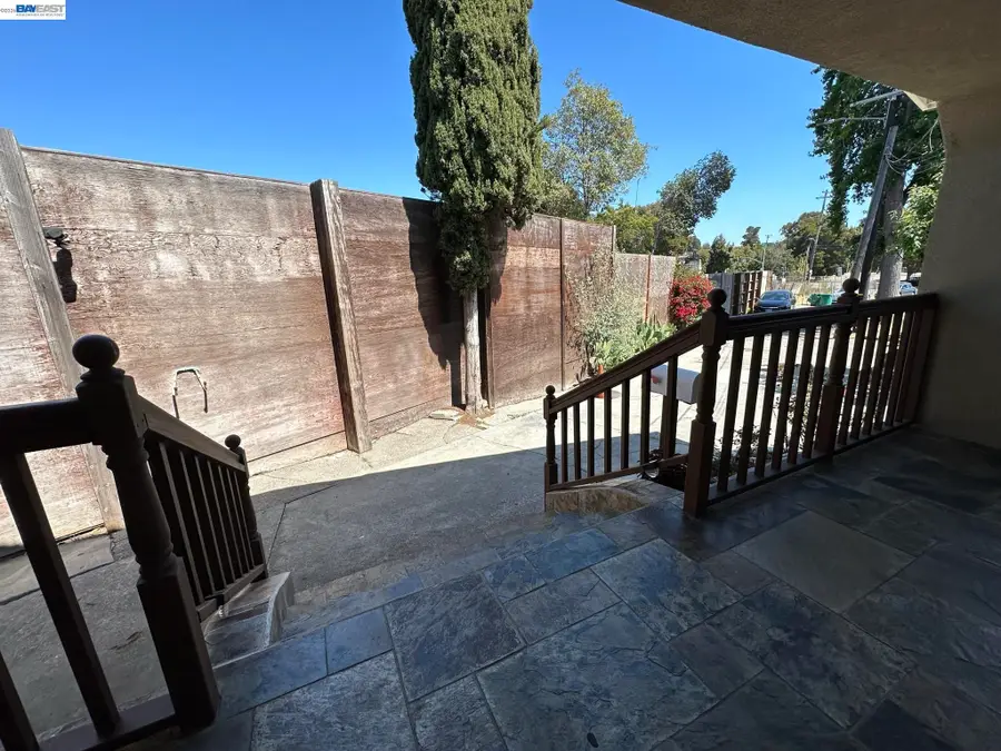 4239 Quigley Pl, Oakland, CA 94619 - #3