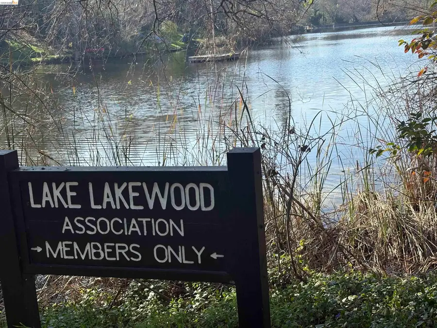 558 Lakewood Cir, Walnut Creek, CA 94598 - #3