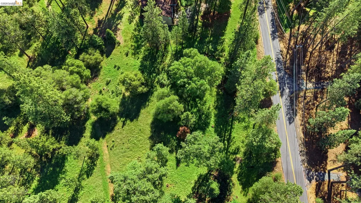 19378 Ferretti Rd, Groveland, CA 95321 - #1