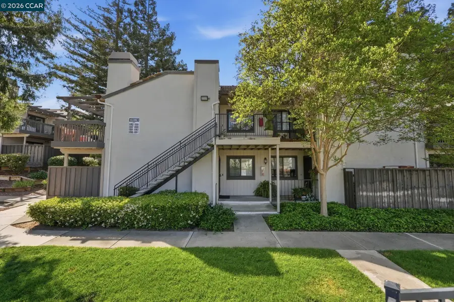 1359 Hull Ln, Martinez, CA 94553 - #2