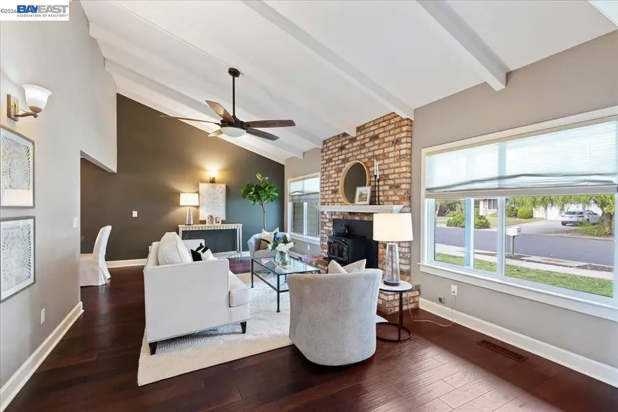 1766 Risdon Rd, Concord, CA 94518 - #3