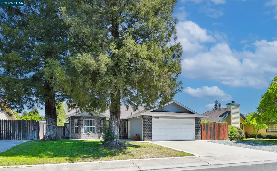 18902 Arrowhead Dr, Lockeford, CA 95237 - #2