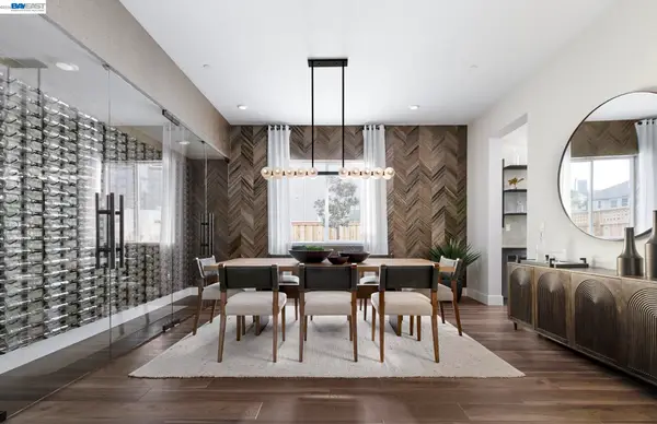 18641 Back Bay Drive, Lathrop, CA 95330