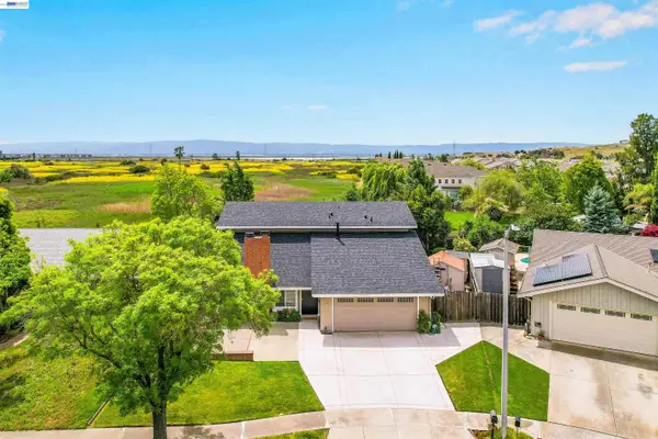 8135 Merion Dr, Newark, CA 94560