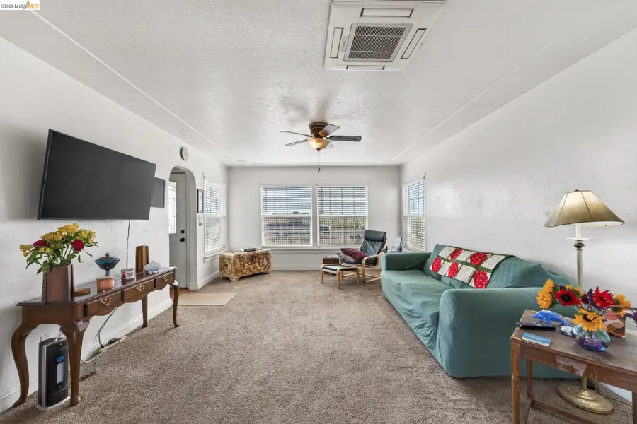 13385 N Extension Ct, Lodi, CA 95242 - #3