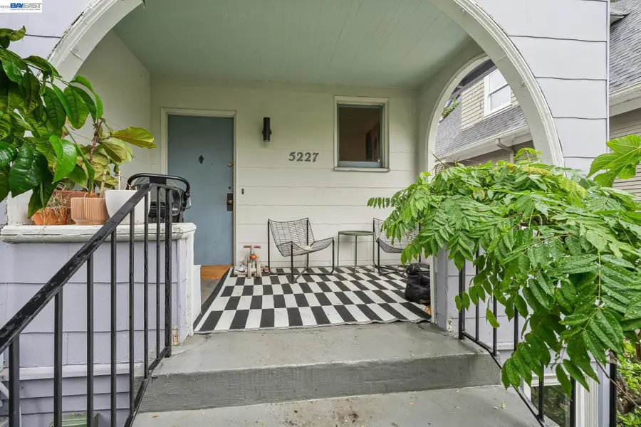 5227 Locksley Avenue, Oakland, CA 94618 - #3