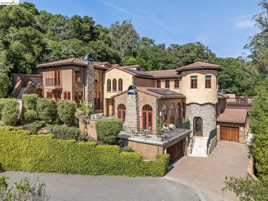 3 Maxwelton Rd., Piedmont, CA 94618 - #3