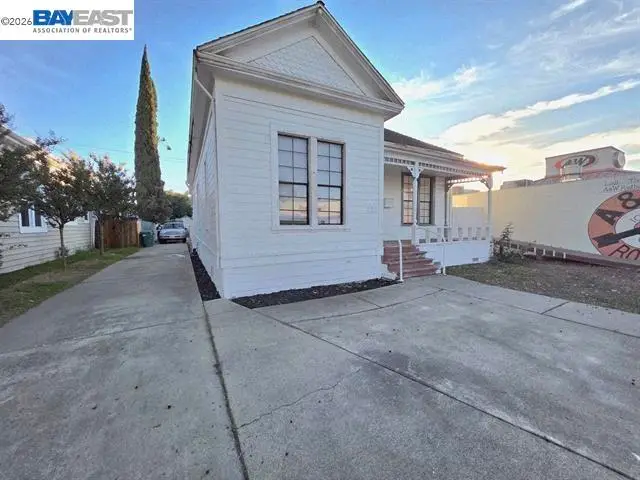 220 E Lodi Ave, Lodi, CA 95240 - #1