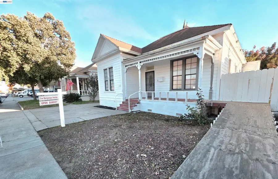 220 E Lodi Ave, Lodi, CA 95240 - #2