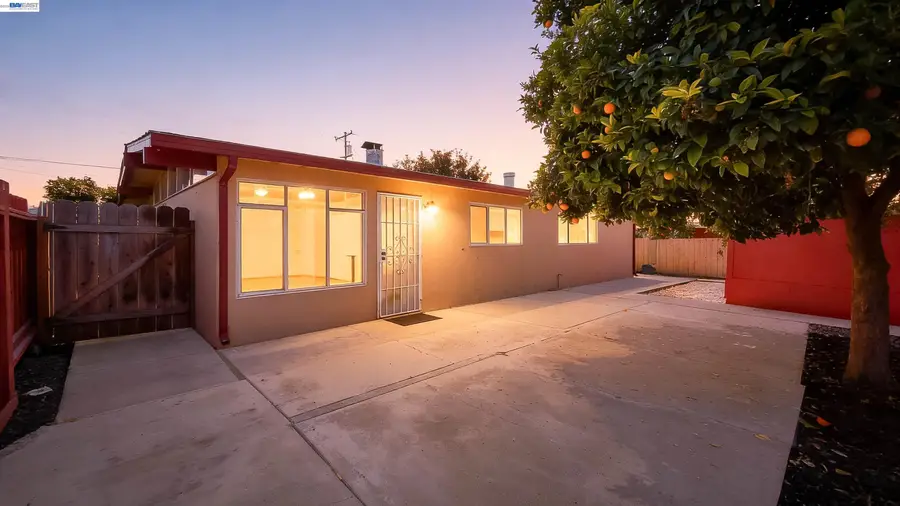 1673 Southgate St, Hayward, CA 94545 - #2