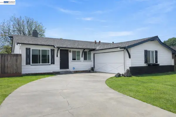 2320 Bermuda Ln, Hayward, CA 94545