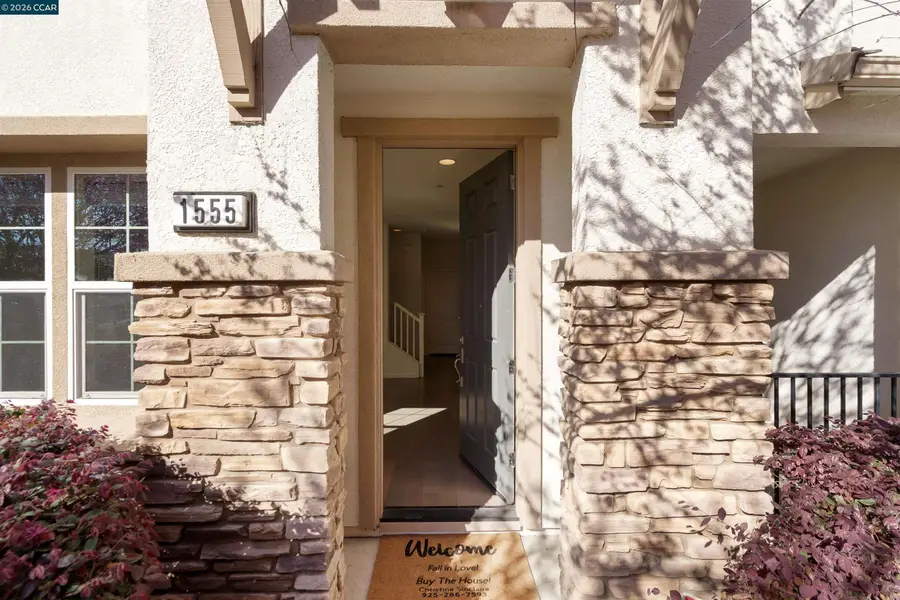 1555 Glenn St, Hayward, CA 94545 - #2