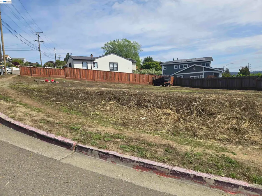 corner 7 Hills & Lake Chabot, Castro Valley, CA 94546 - #2